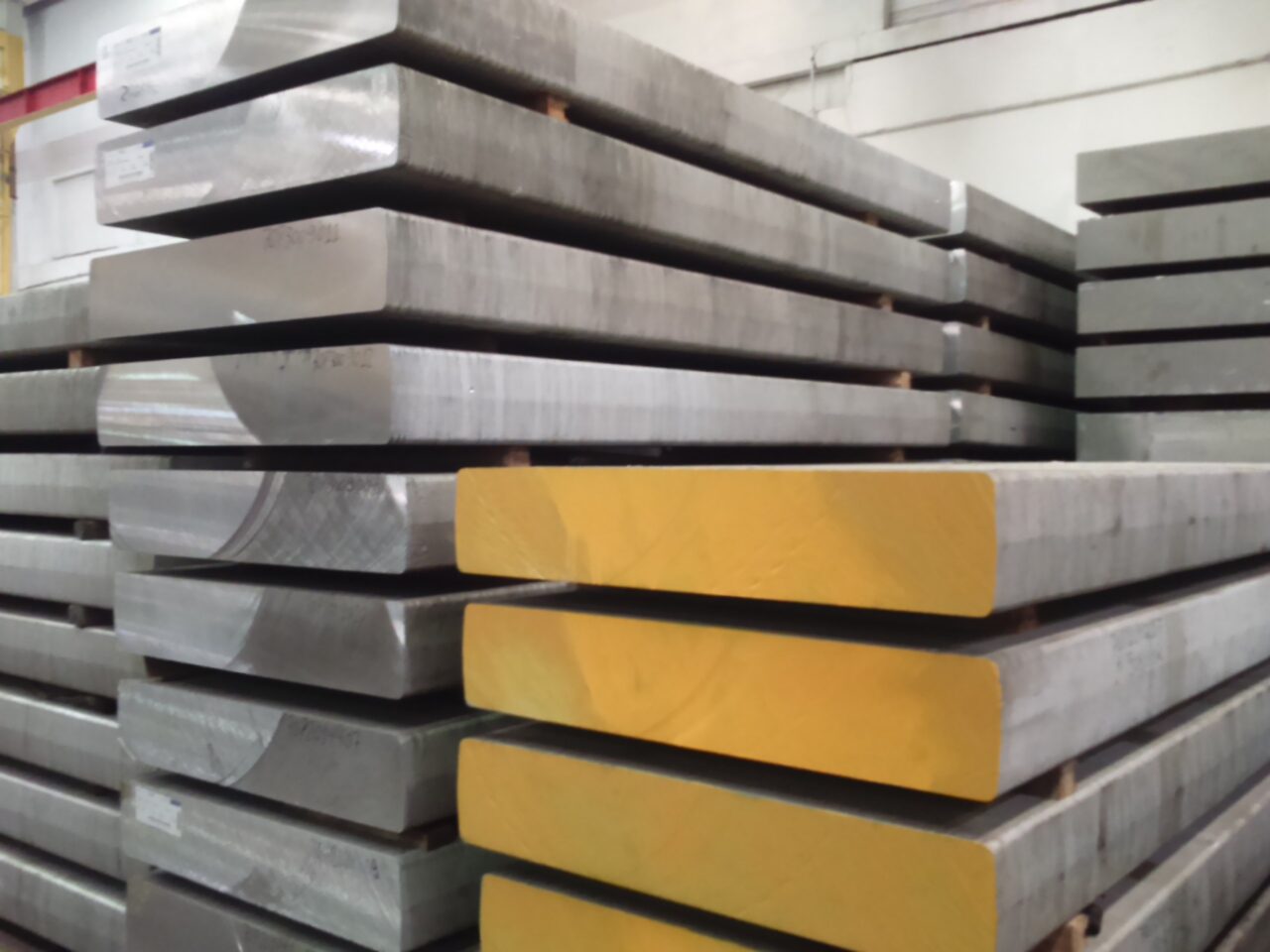 chapas de alumínio obras